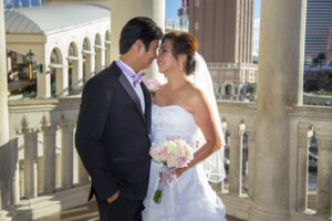 Photographers of Las Vegas - Wedding Photography - wedding photo with bride and groom in Las Vegas