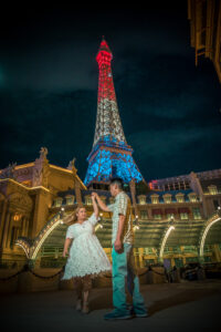 Photographers of Las Vegas - Engagement Photography - couple photo in front of paris 2