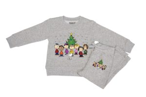 Photographers Of Las Vegas - Commercial Photography - Snoopy product sweater sweat pants Christmas collection Peanuts grey white background
