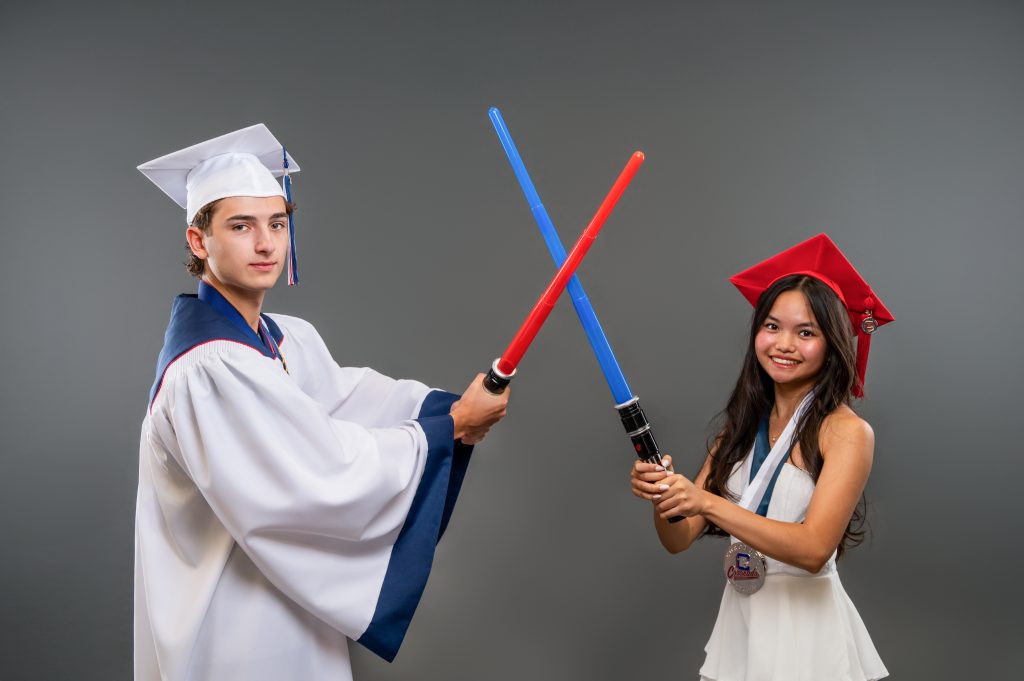 Photographers of Las Vegas Whether you want a studio photoshoot or outdoor photoshoot, PhotographersLV has got the package for you. 27