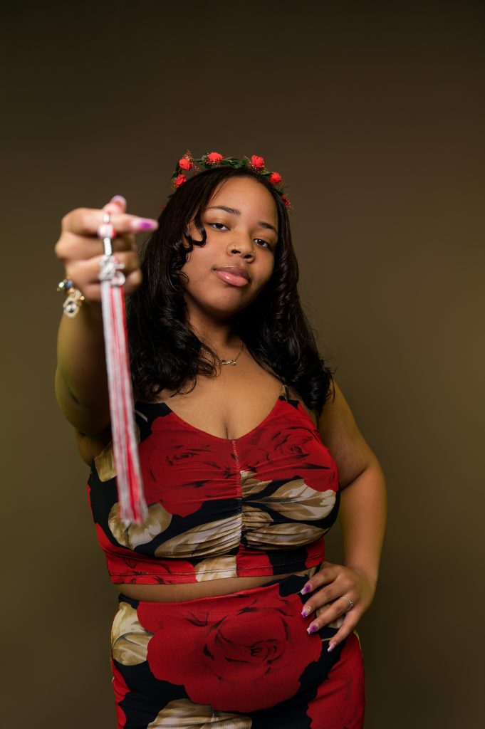 Photographers of Las Vegas Whether you want a studio photoshoot or outdoor photoshoot, PhotographersLV has got the package for you. 7