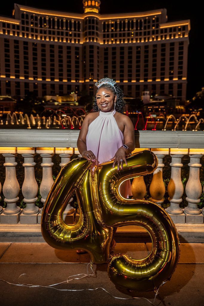Photographers of Las Vegas vegas photo tour Every Las Vegas photo tour includes a professional photographer riding or walking alongside you, full copyright to every image (we never sell you your own photos back), and professional editing for exposure, composition, and color. From there, pick the format that fits your group and your night: 38 Photographers of Las Vegas vegas photo tour Every Las Vegas photo tour includes a professional photographer riding or walking alongside you, full copyright to every image (we never sell you your own photos back), and professional editing for exposure, composition, and color. From there, pick the format that fits your group and your night: 37