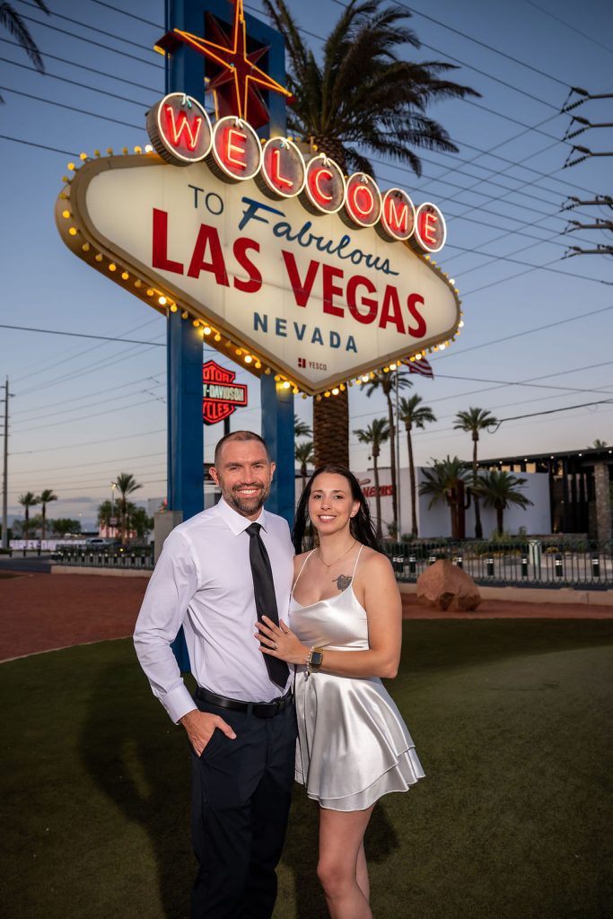 Photographers of Las Vegas vegas photo tour Every Las Vegas photo tour includes a professional photographer riding or walking alongside you, full copyright to every image (we never sell you your own photos back), and professional editing for exposure, composition, and color. From there, pick the format that fits your group and your night: 32 Photographers of Las Vegas vegas photo tour Every Las Vegas photo tour includes a professional photographer riding or walking alongside you, full copyright to every image (we never sell you your own photos back), and professional editing for exposure, composition, and color. From there, pick the format that fits your group and your night: 31