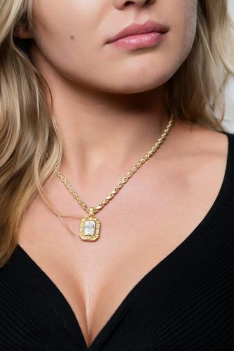 Photographers of Las Vegas - Product Photography - gold custom necklace on female model